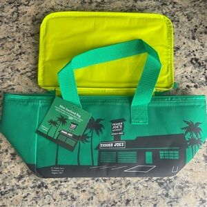 Brand New Trader Joe’s mini insulated cooler Green